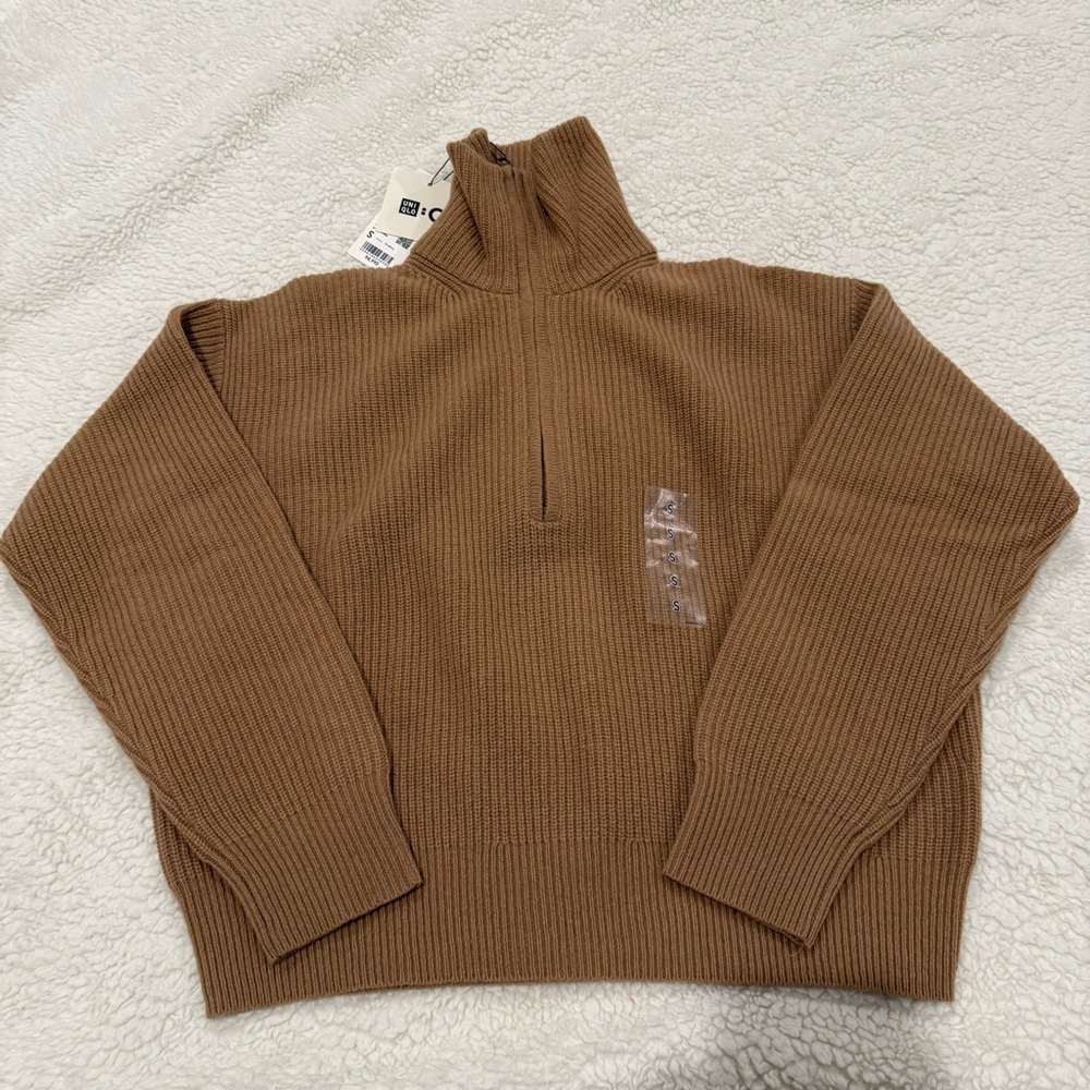 Brown ribbed half zip sweater